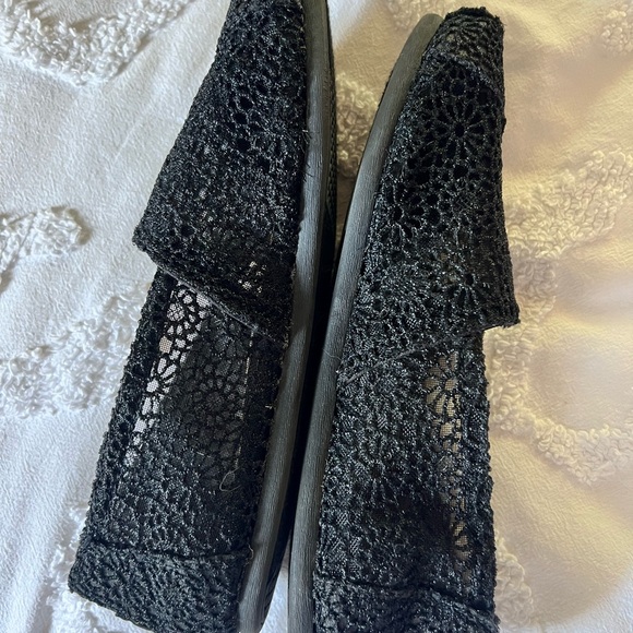 Toms shoes - Picture 3 of 3